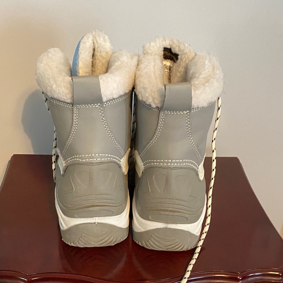 Guide Gear Women's Winter Boots - Blue and Gray - Picture 2 of 6